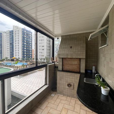 Apto A 30M Da Praia Sobre Shopping Atlantico Balneário Camboriú エクステリア 写真